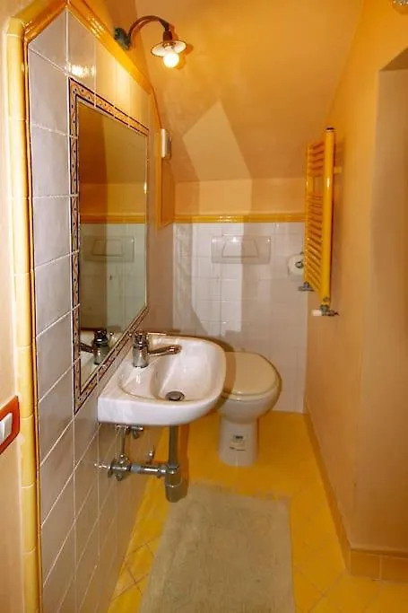 Apartamento La Torre Del Castello Gambassi Terme Italia